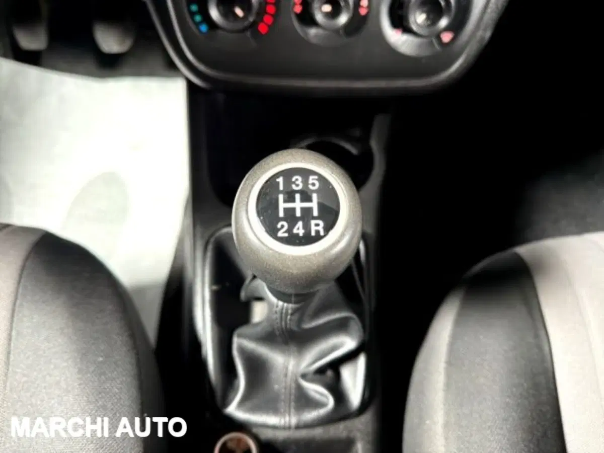 Fiat Punto usata a Perugia (17)