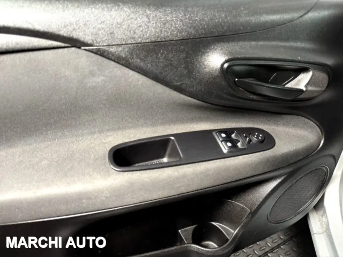 Fiat Punto usata a Perugia (18)