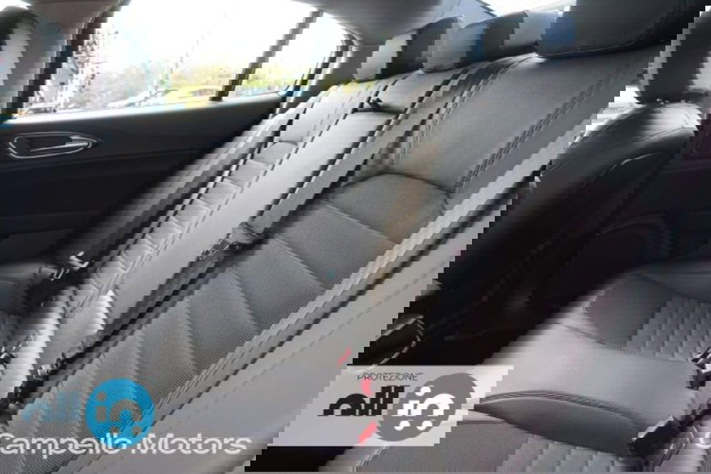 Alfa Romeo Giulia usata a Venezia (6)