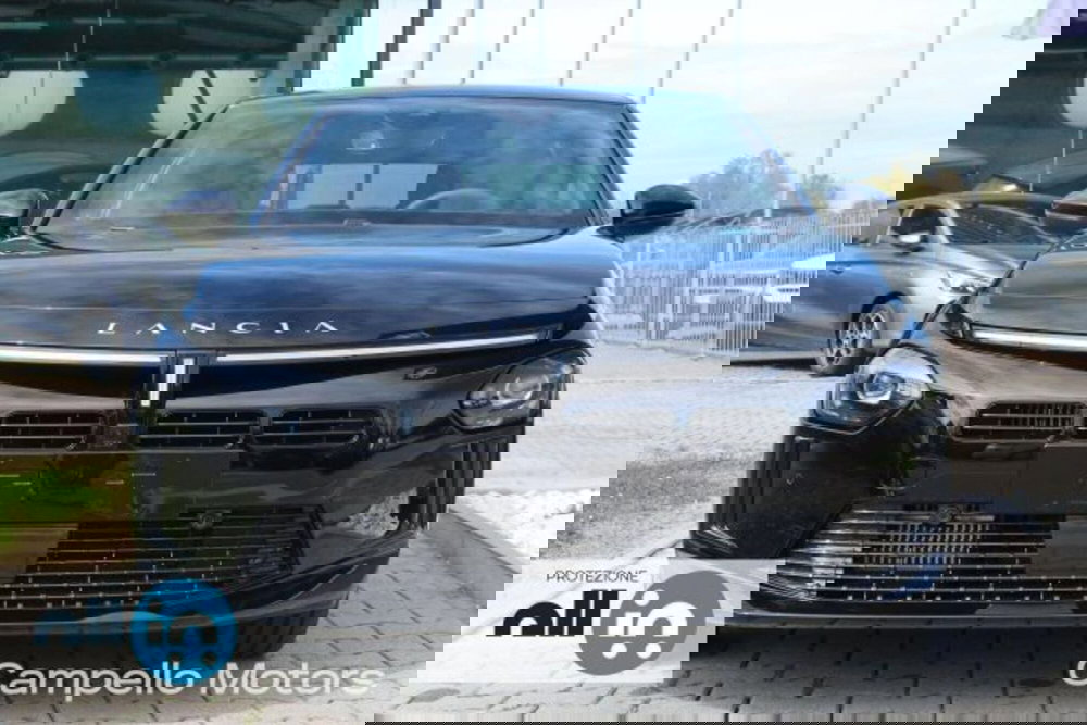 Lancia Ypsilon usata a Venezia (2)