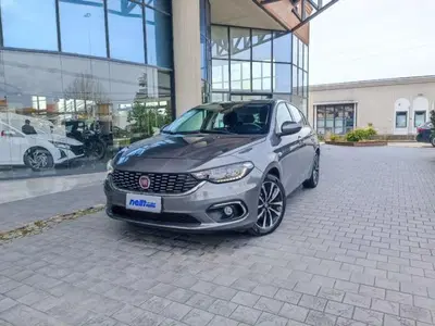 Fiat Tipo Tipo 1.4 T-Jet 120CV GPL 5 porte Lounge del 2017 usata a Castelfranco di Sotto