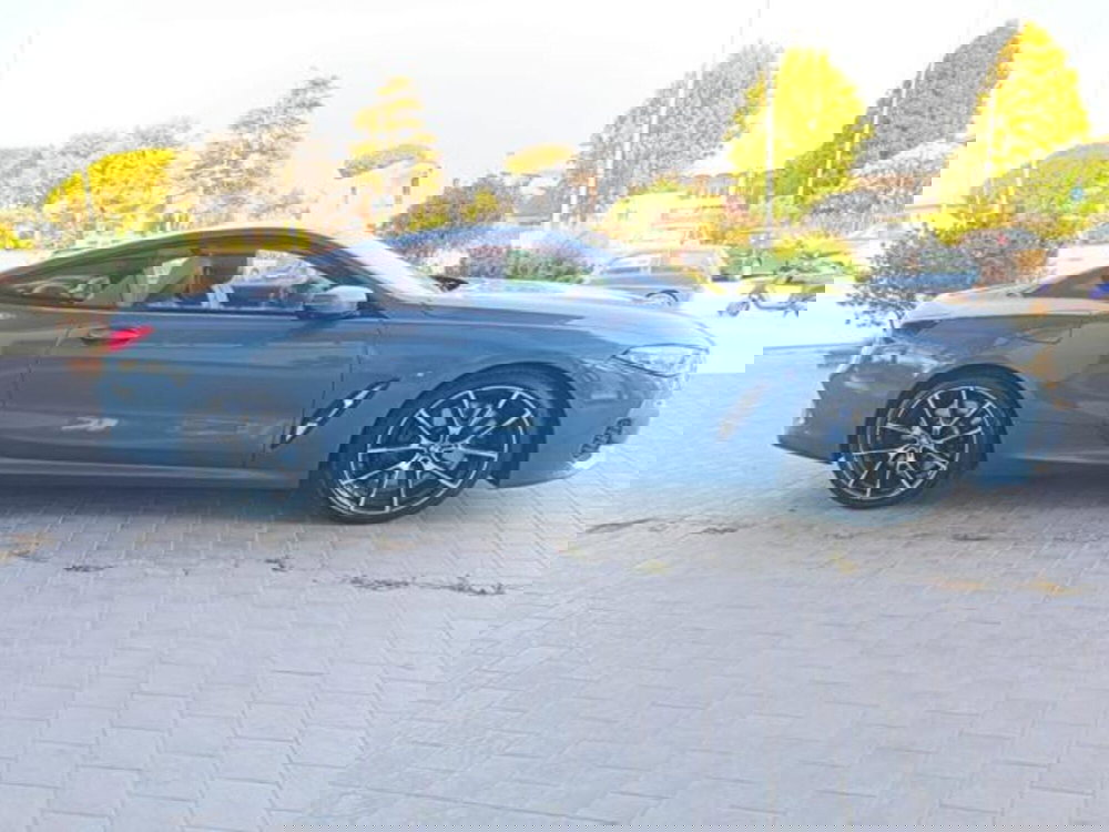 BMW Serie 8 Coupé usata a Pisa (7)