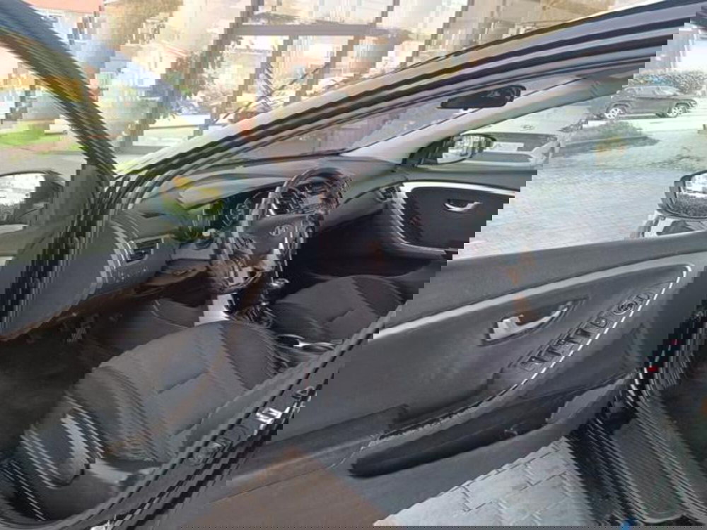 Hyundai i30 Station Wagon usata a Pisa (15)