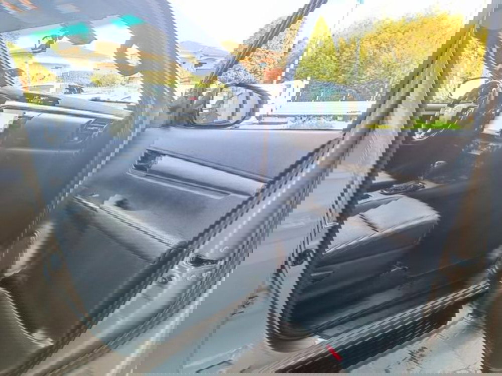 Toyota Hilux usata a Pisa (16)