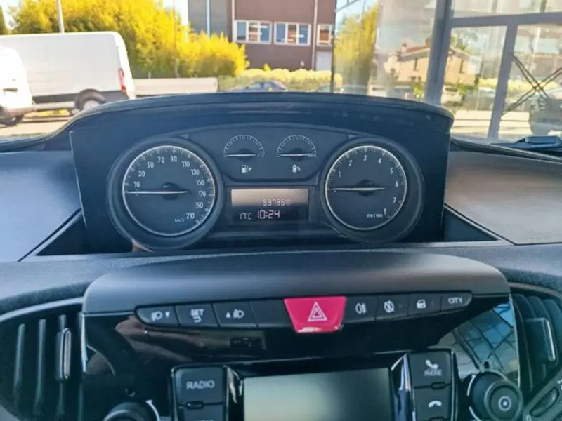 Lancia Ypsilon usata a Pisa (2)
