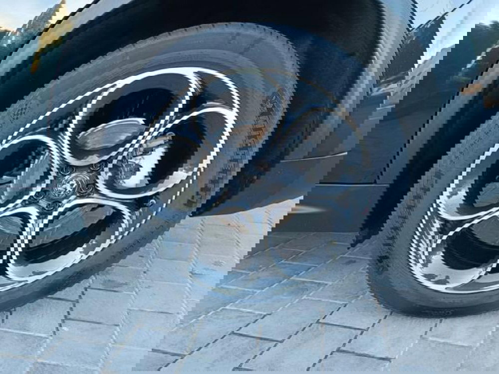 Alfa Romeo Stelvio usata a Pisa (12)