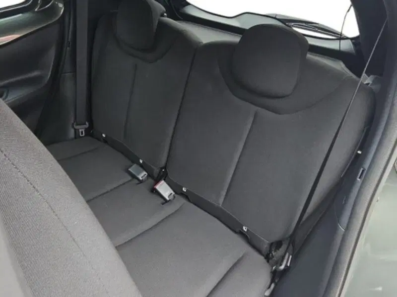 Toyota Aygo X usata a Roma (11)