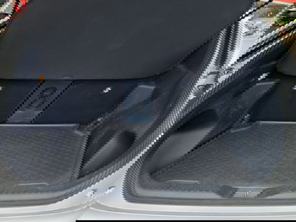 Toyota Yaris Cross usata a Roma (6)