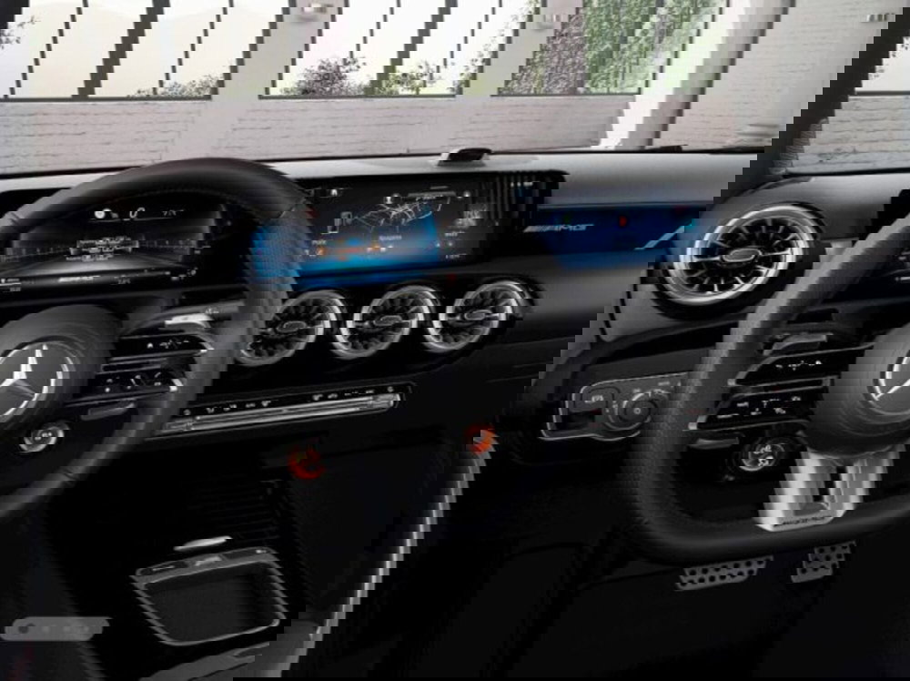 Mercedes-Benz Classe A Sedan nuova a Verona (5)