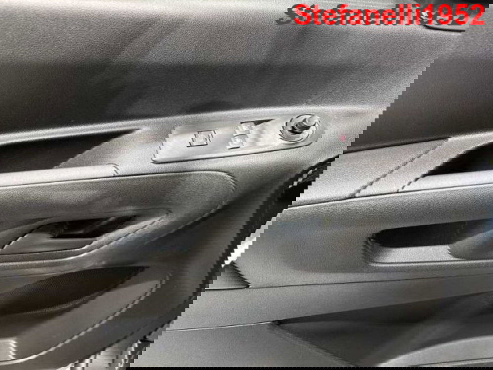 Peugeot Partner Furgone nuova a Bologna (10)