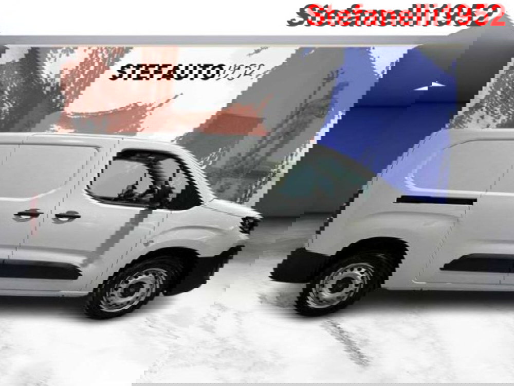 Peugeot Partner Furgone nuova a Bologna (2)