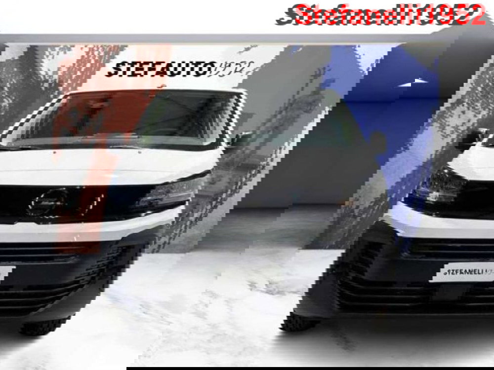 Opel Vivaro Furgone nuova a Bologna (4)
