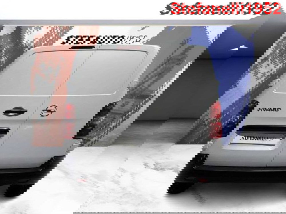 Opel Vivaro Furgone nuova a Bologna (6)