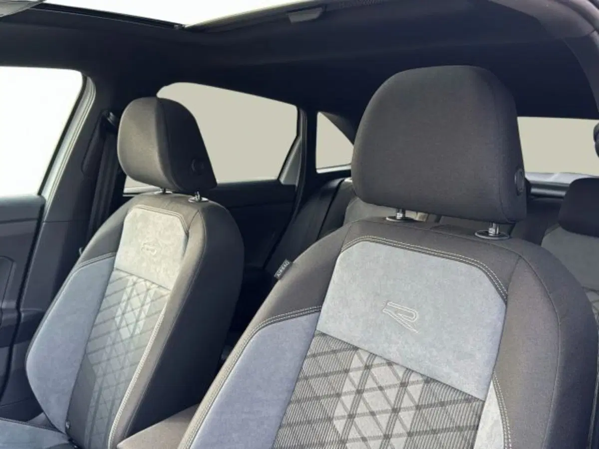 Volkswagen Taigo nuova a Vicenza (10)