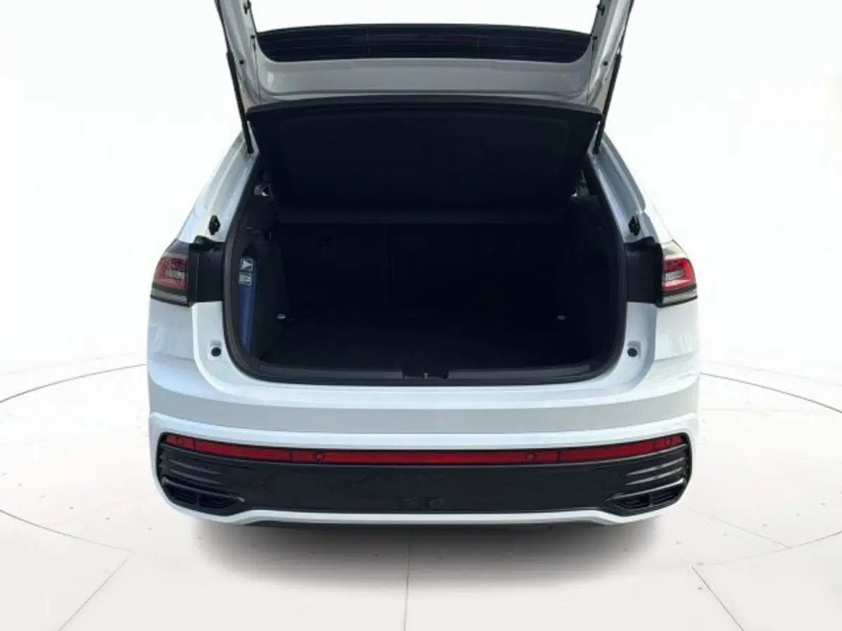Volkswagen Taigo nuova a Vicenza (12)