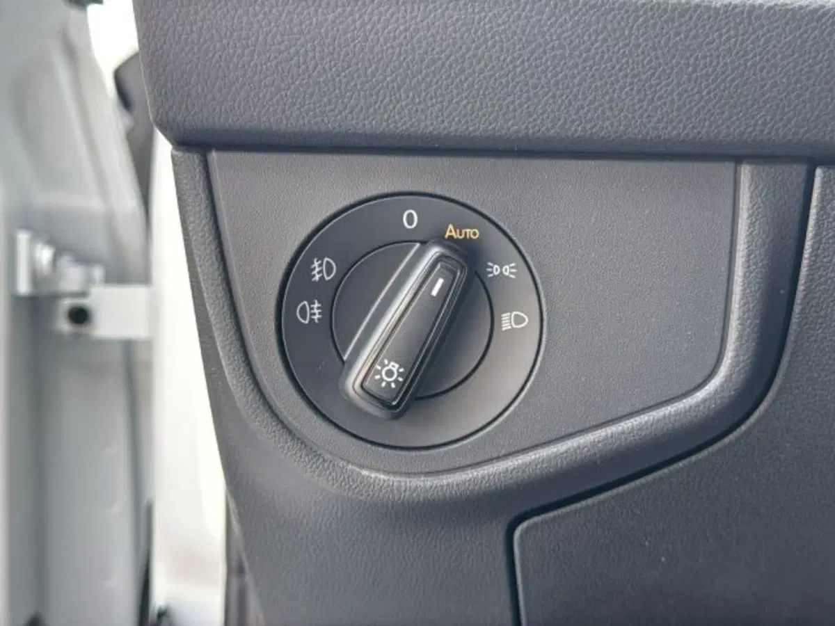 Volkswagen Taigo nuova a Vicenza (14)
