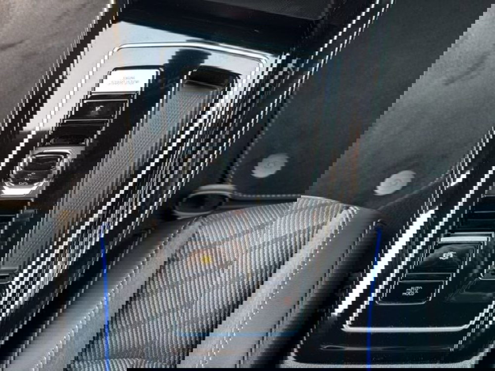 Volkswagen Golf Variant nuova a Vicenza (17)