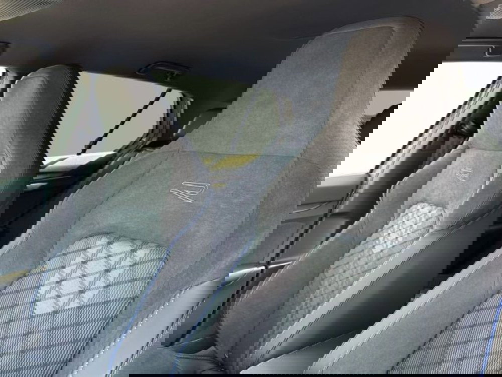 Volkswagen Golf Variant nuova a Vicenza (9)