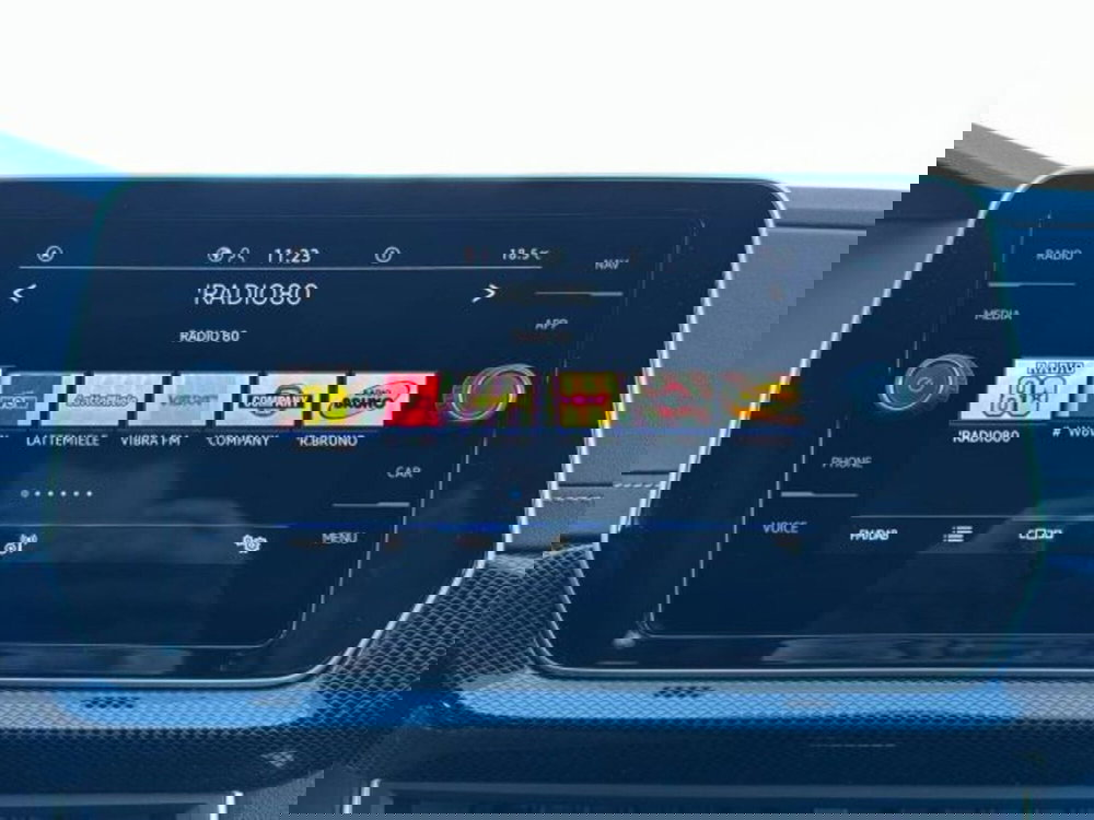 Volkswagen T-Cross nuova a Vicenza (15)