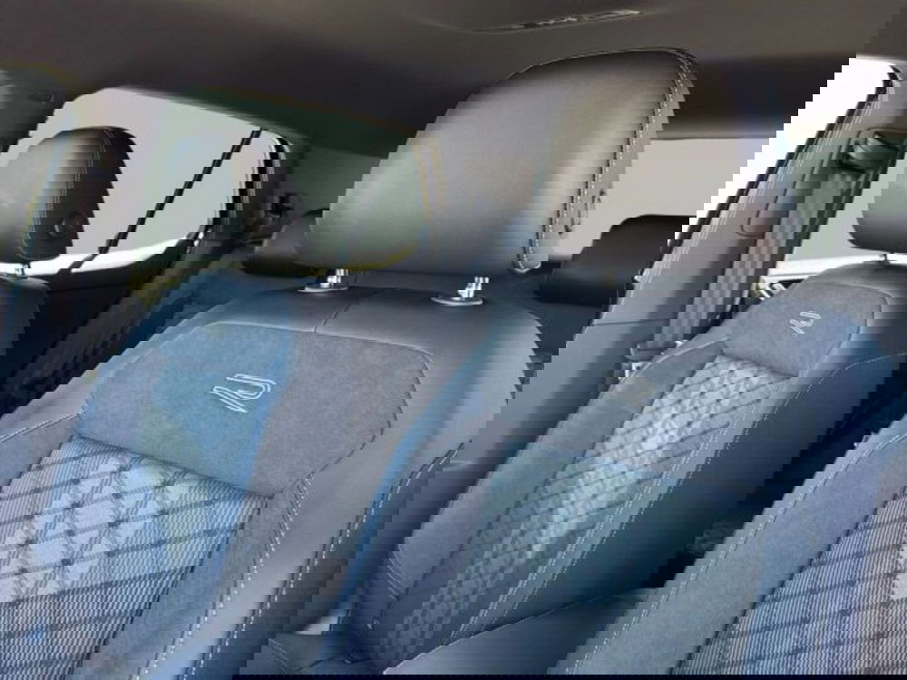 Volkswagen T-Cross nuova a Vicenza (9)