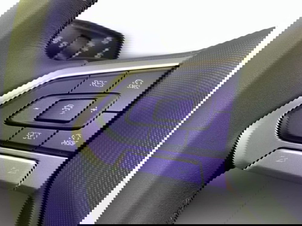 Volkswagen T-Roc nuova a Vicenza (10)