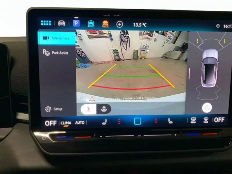 Volkswagen T-Roc nuova a Vicenza (14)