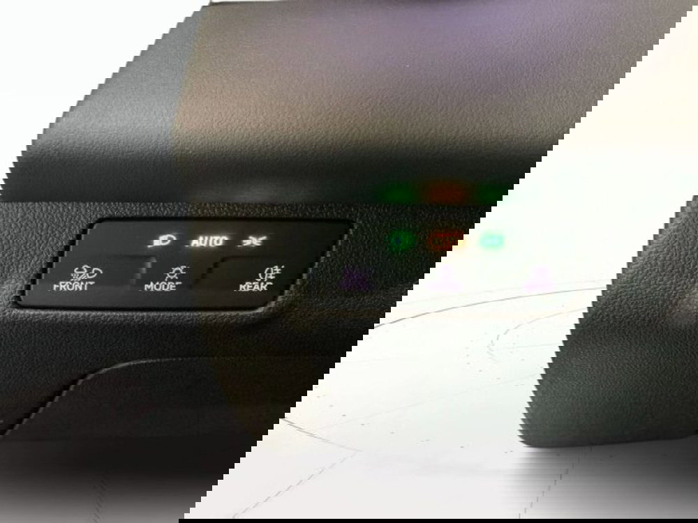 Volkswagen T-Roc nuova a Vicenza (19)