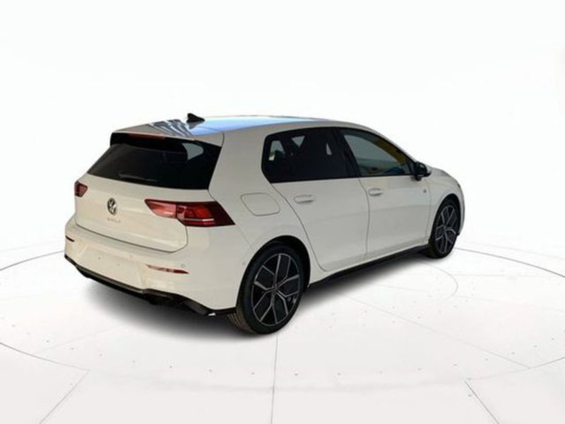 Volkswagen Golf nuova a Vicenza (4)