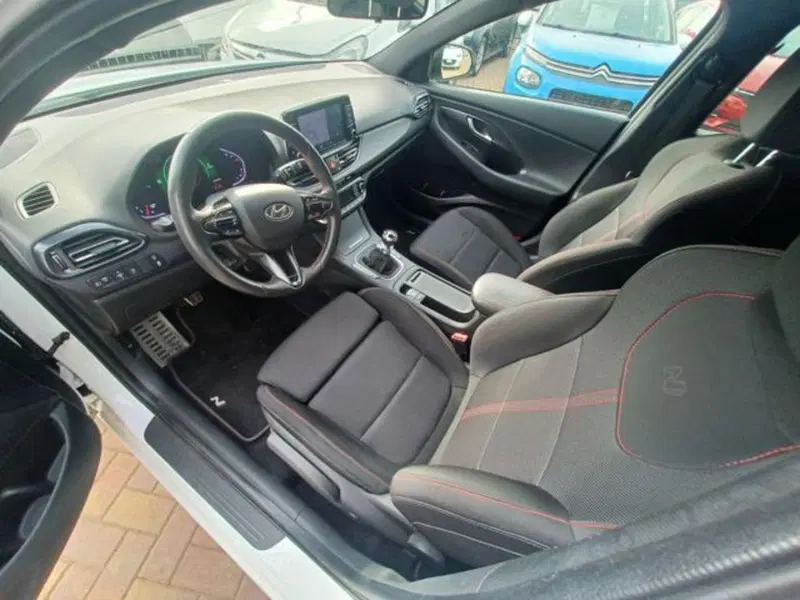 Hyundai i30 usata a Savona (11)