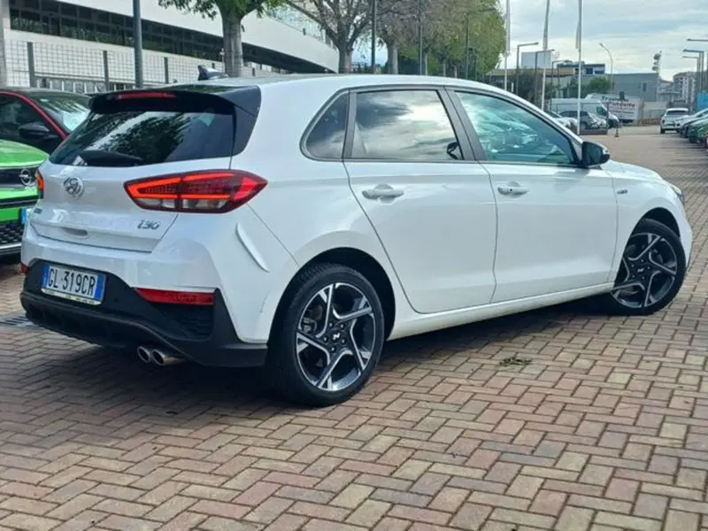Hyundai i30 usata a Savona (7)