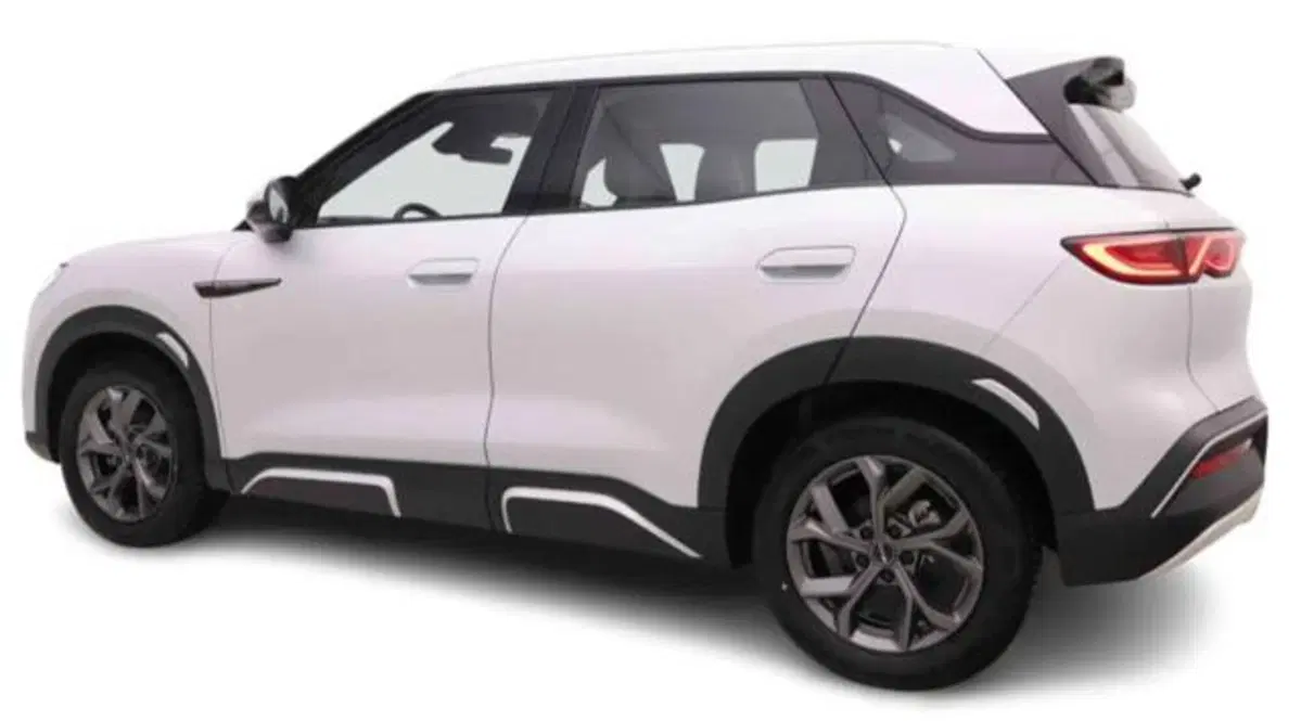 Byd Atto 2 DM-i nuova a Bologna (3)