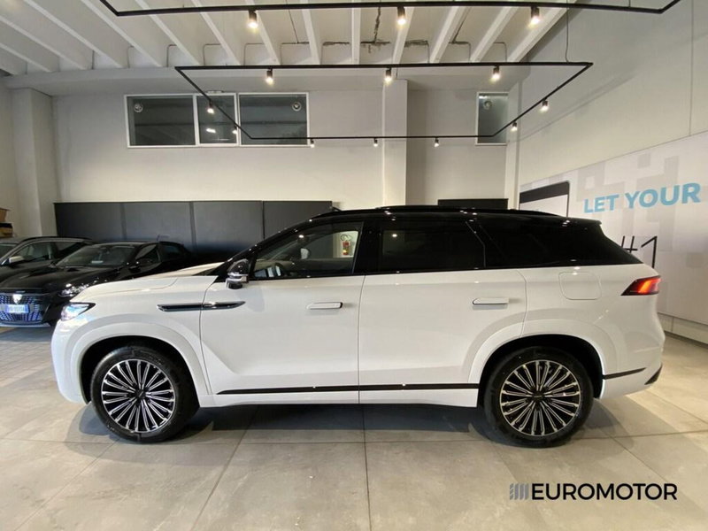 Jaecoo Jaecoo 8 SHS-P nuova a Bari (12)