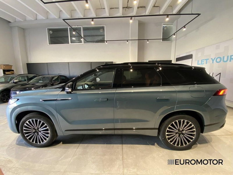 Jaecoo Jaecoo 8 SHS-P nuova a Bari (11)