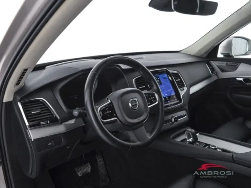 Volvo XC90 usata a Perugia (8)