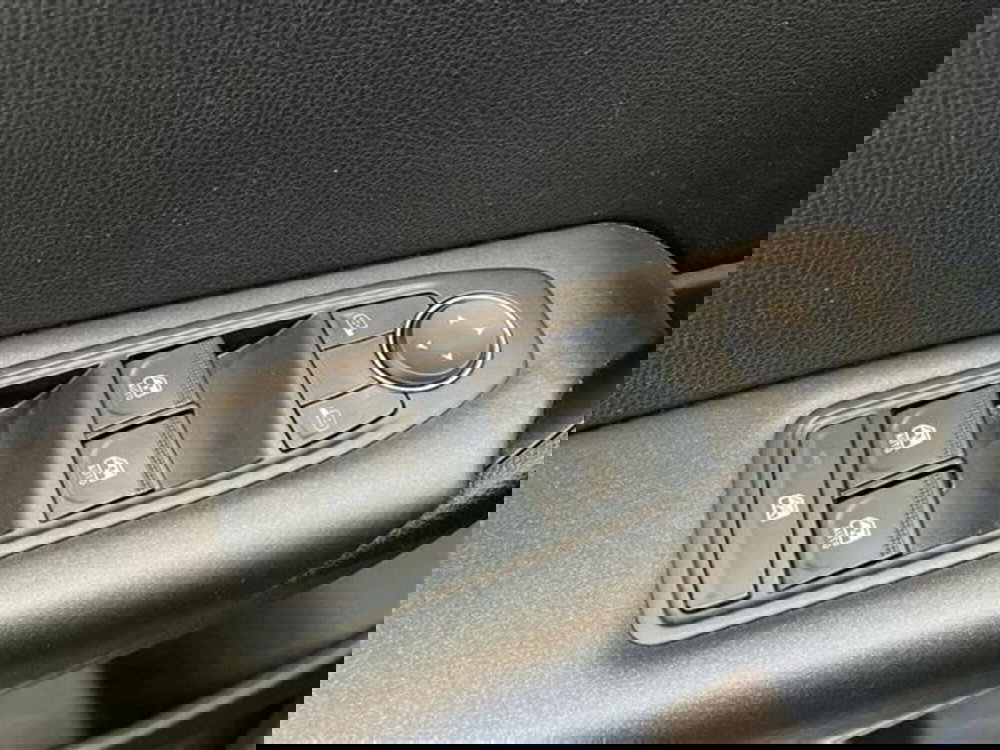 Renault Captur usata a Como (19)