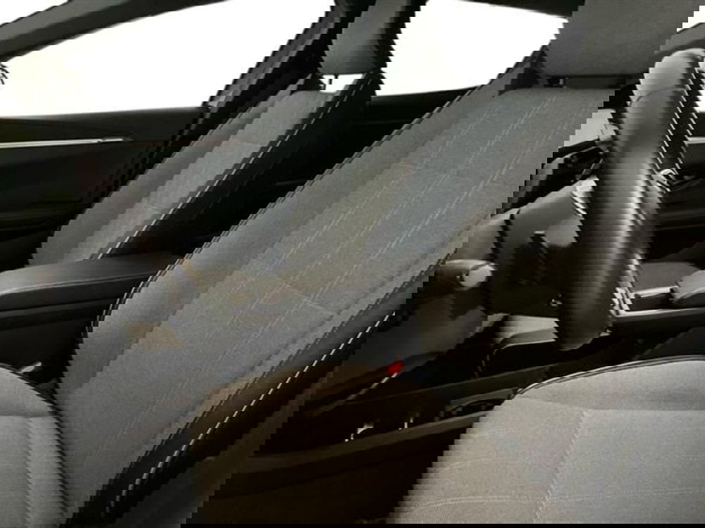 Renault Megane E-Tech Electric usata a Como (11)