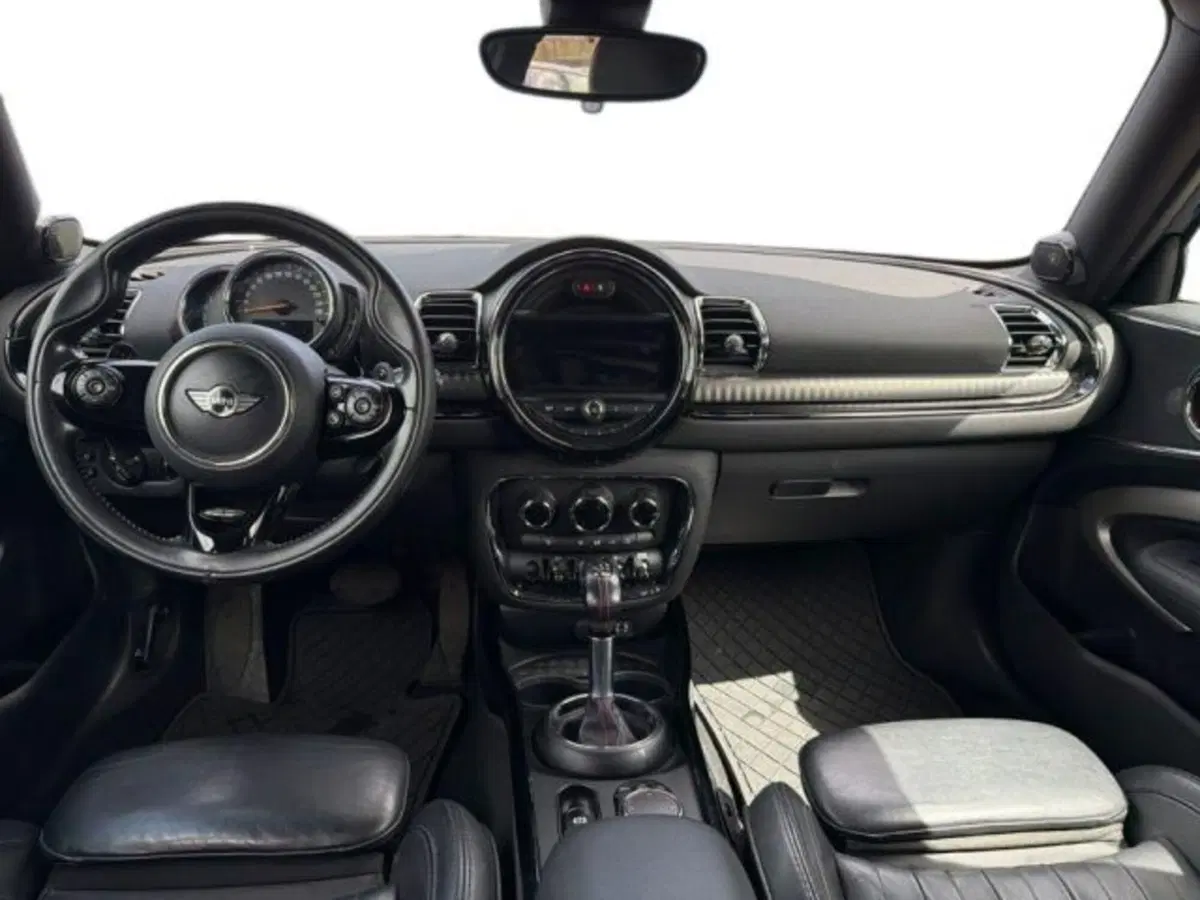 MINI Mini Clubman usata a Lecce (11)