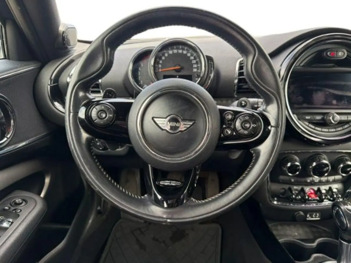MINI Mini Clubman usata a Lecce (12)