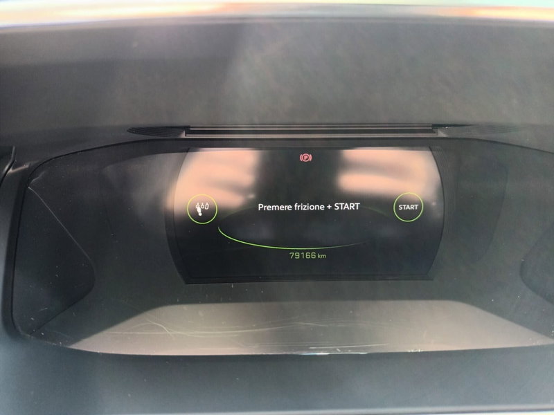 Peugeot 208 usata a Bari (7)