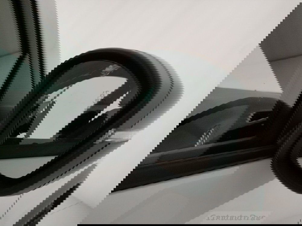 Peugeot 2008 nuova a Caserta (17)