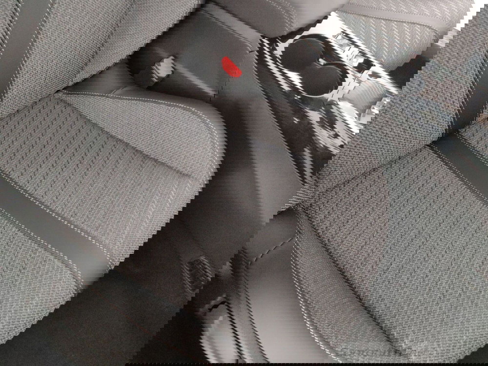 Peugeot 2008 nuova a Caserta (15)