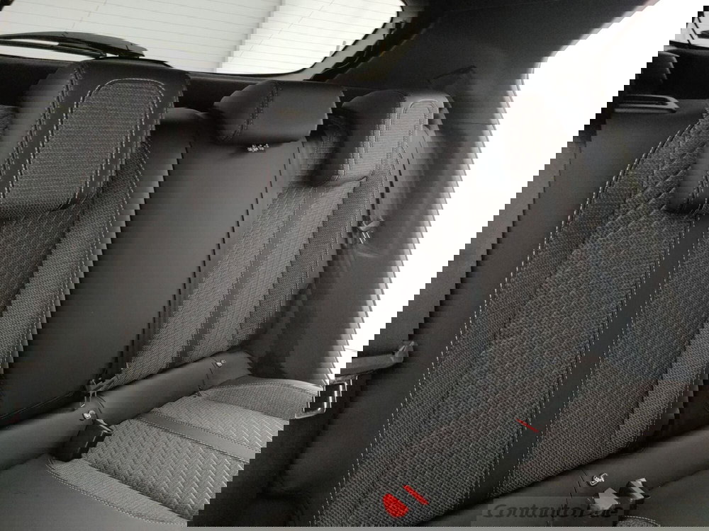 Peugeot 2008 nuova a Caserta (12)