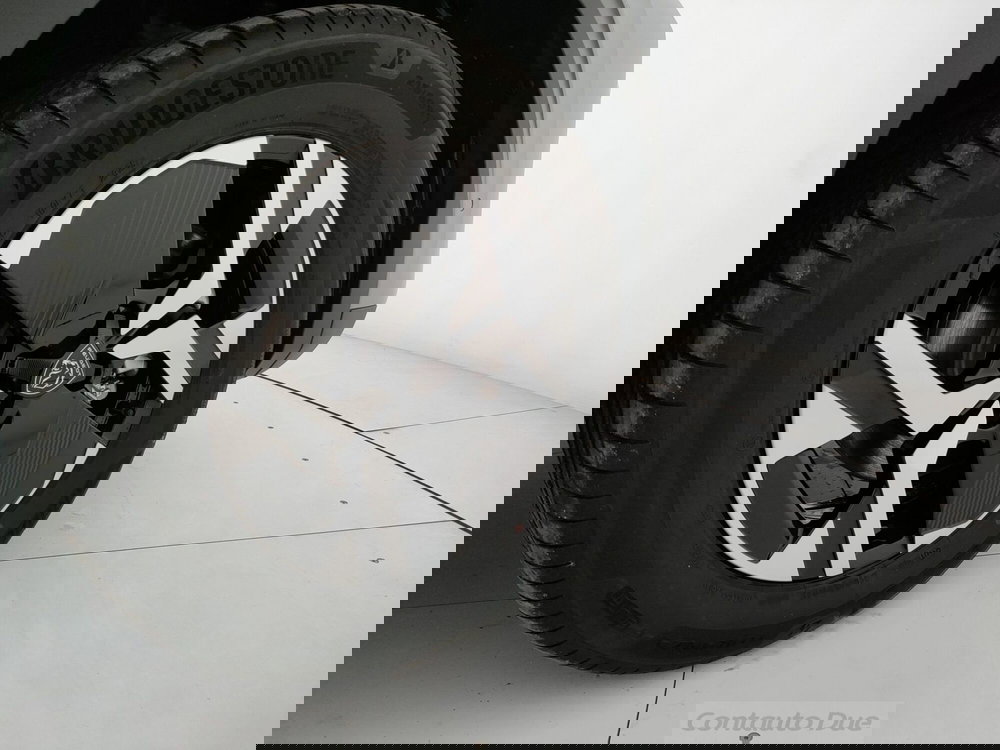 Peugeot 2008 nuova a Caserta (10)