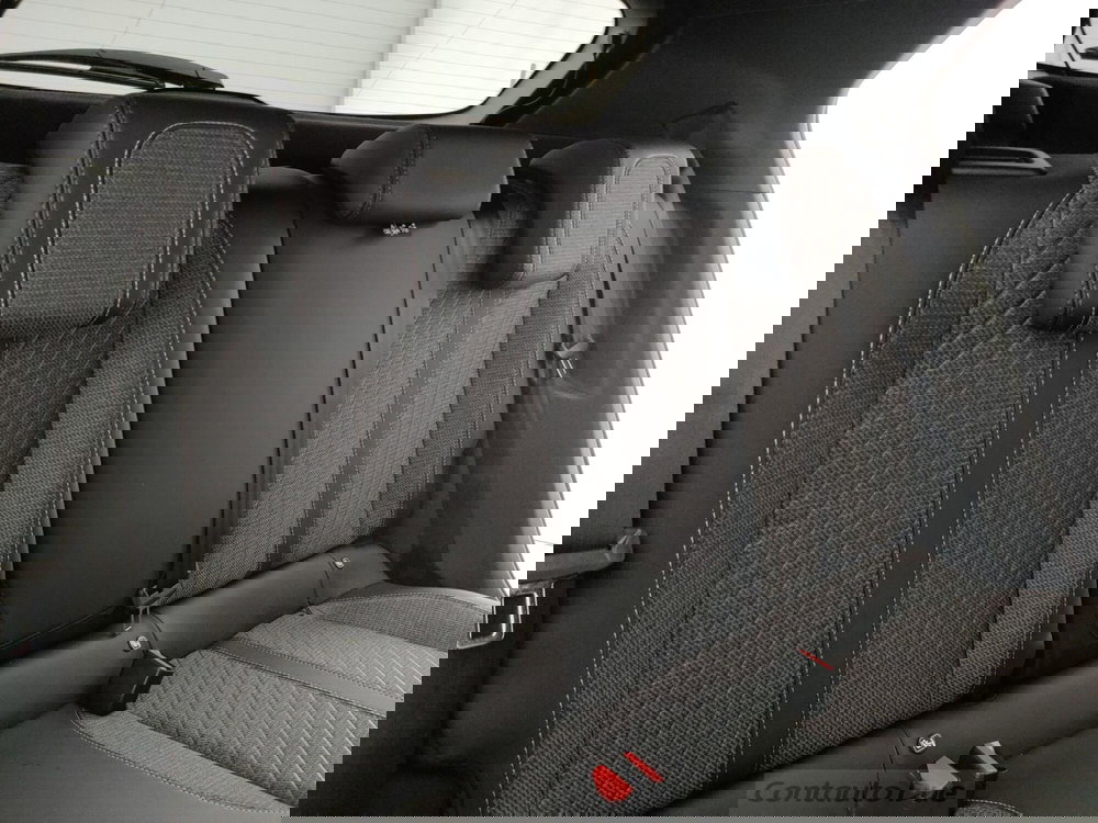 Peugeot 2008 nuova a Caserta (12)