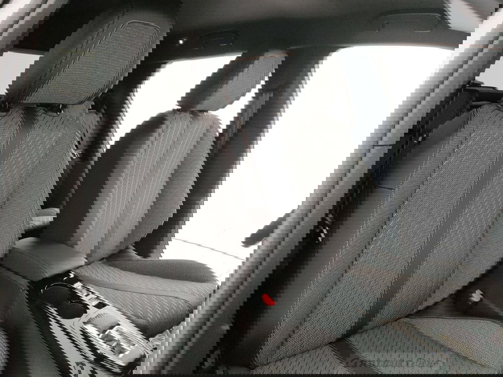 Peugeot 2008 nuova a Caserta (15)