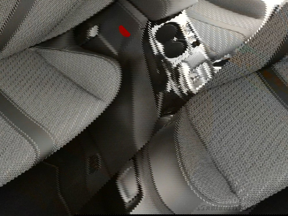 Peugeot 2008 nuova a Caserta (16)