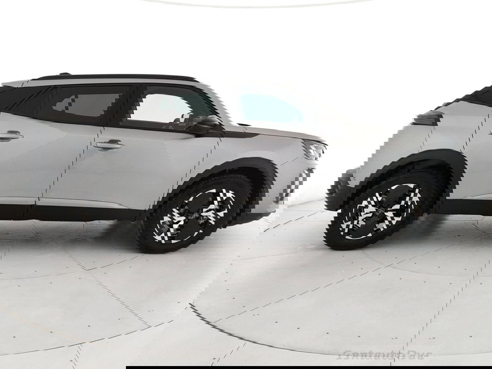 Peugeot 2008 nuova a Caserta (4)