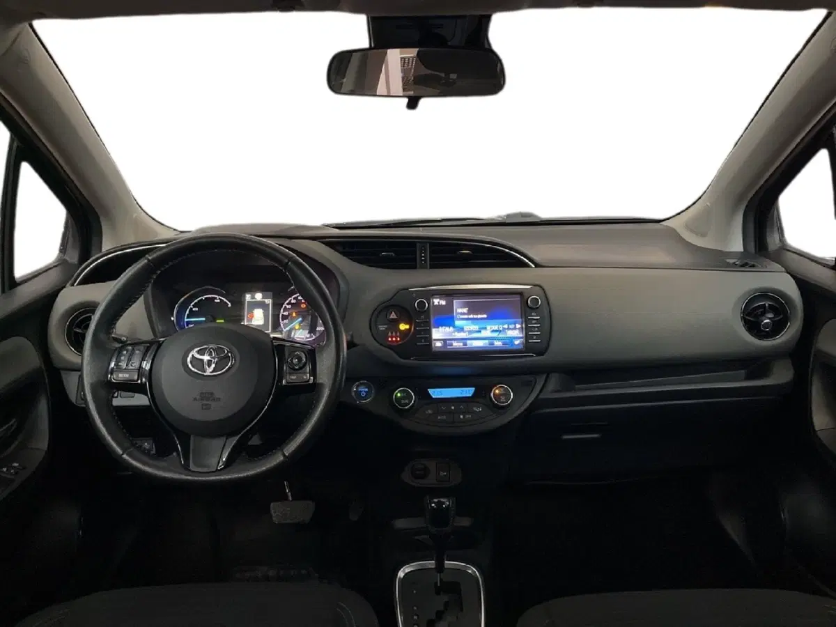 Toyota Yaris usata a Torino (10)