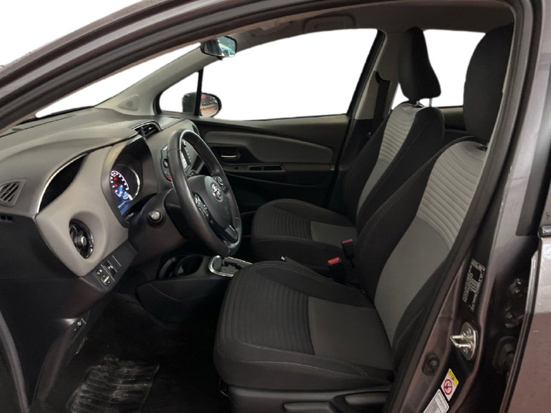 Toyota Yaris usata a Torino (9)