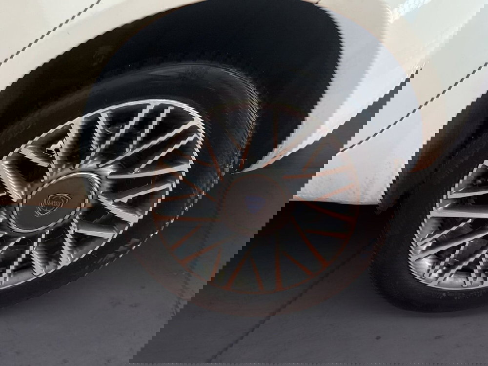 Lancia Ypsilon usata a Torino (7)